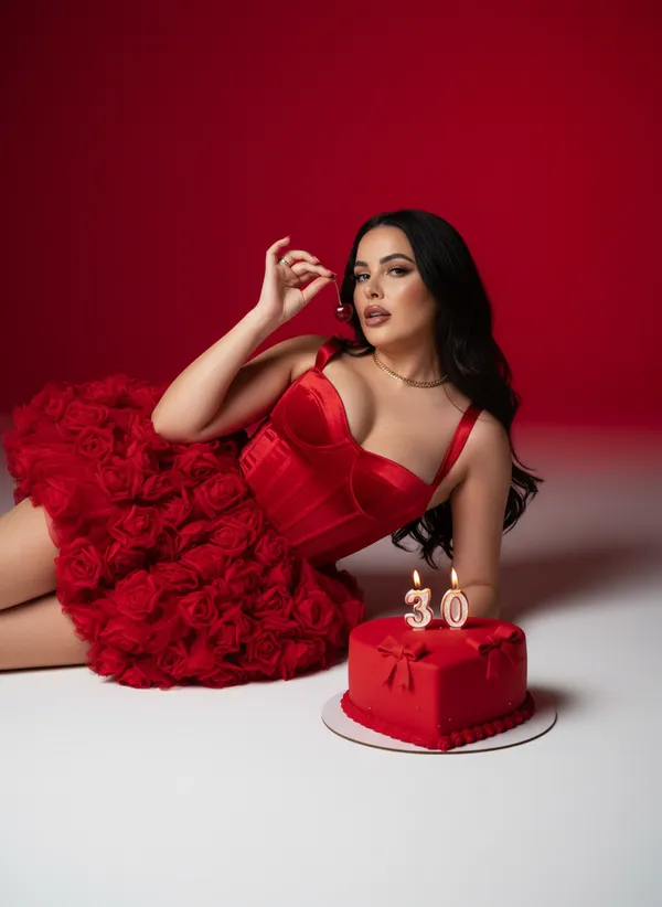 AI Red Aesthetic Photo Generator gallery photo 11