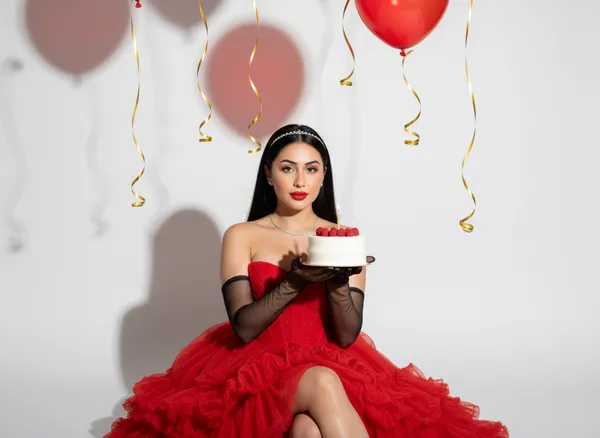 AI Red Aesthetic Photo Generator gallery photo 29